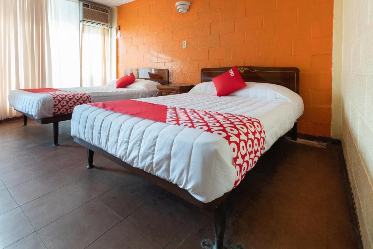 Hotel Oyo Camelinas