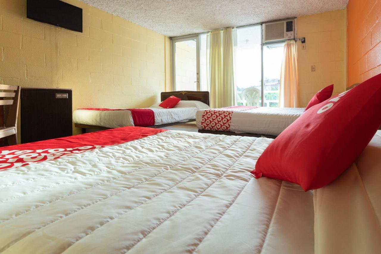 Oyo Camelinas Hotel Acapulco