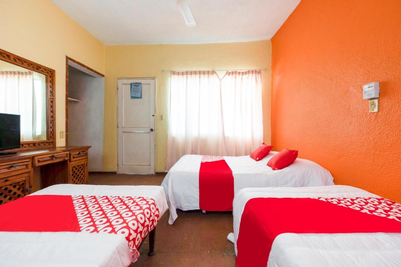 Oyo Camelinas Hotel