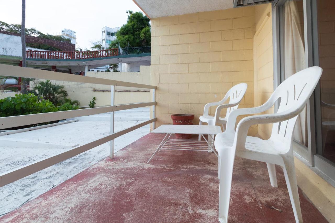 Oyo Camelinas Hotel